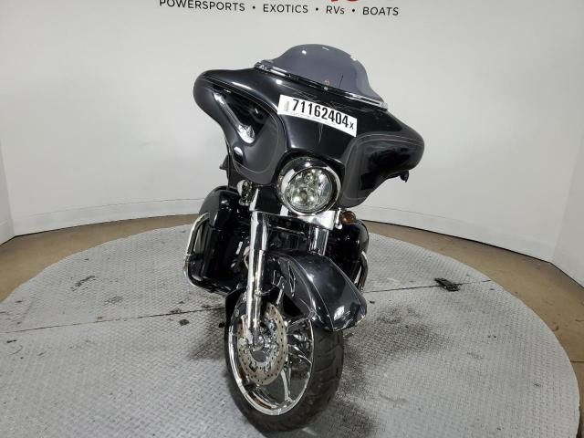 2012 Harley-Davidson FLHXSE3 CVO Street Glide