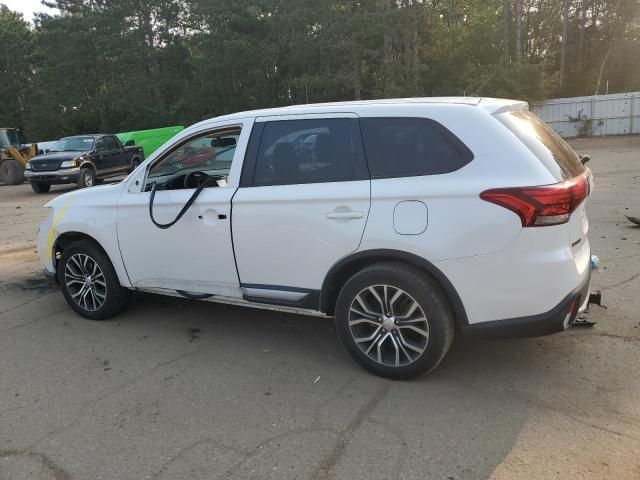 2016 Mitsubishi Outlander SE