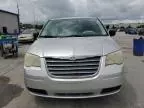 2010 Chrysler Town & Country LX