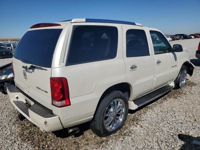 2004 Cadillac Escalade Luxury