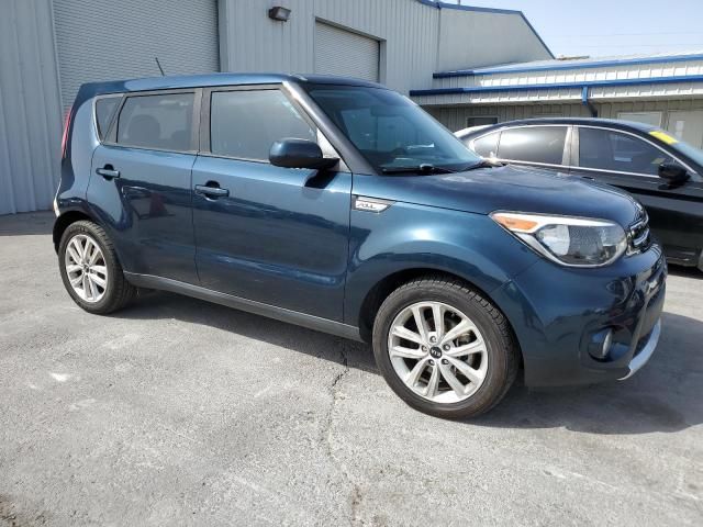 2017 KIA Soul +