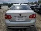 2005 Volkswagen New Jetta 2.5L Option Package 2