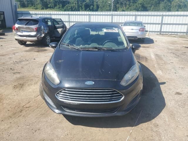 2015 Ford Fiesta SE