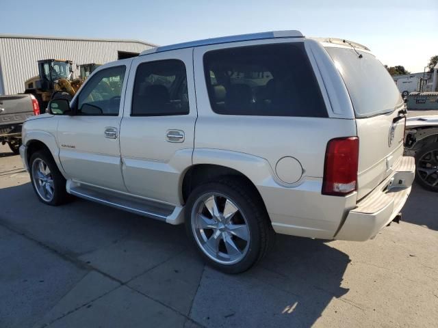 2004 Cadillac Escalade Luxury