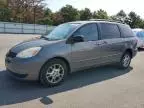 2004 Toyota Sienna LE