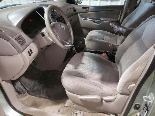 2006 Toyota Sienna CE