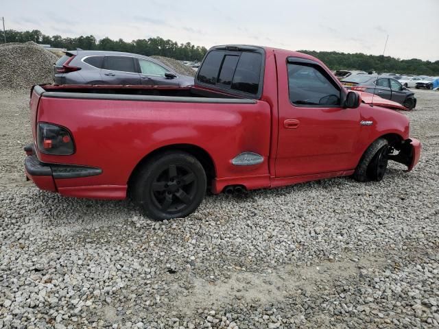 2004 Ford F150 SVT Lightning