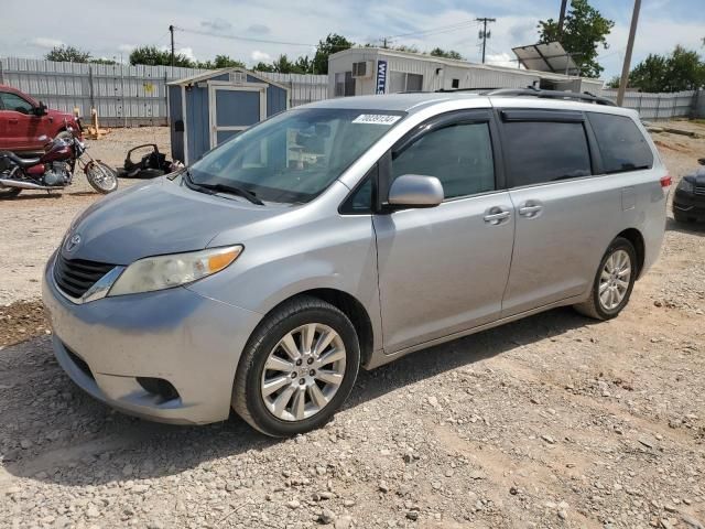 2012 Toyota Sienna LE