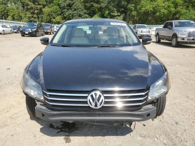 2015 Volkswagen Passat S