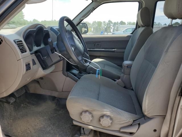 2004 Nissan Frontier Crew Cab XE V6