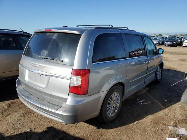 2014 Chrysler Town & Country Touring L