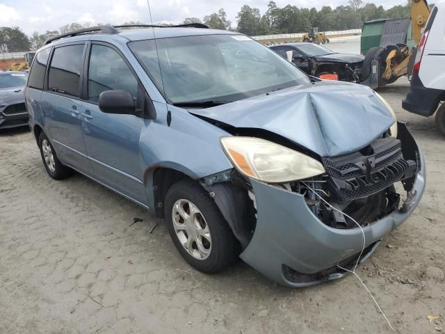 2005 Toyota Sienna CE