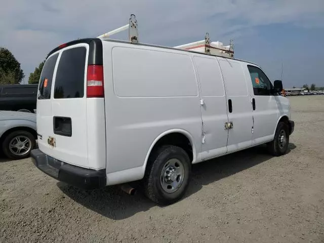 2016 Chevrolet Express G2500