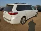 2016 Toyota Sienna XLE