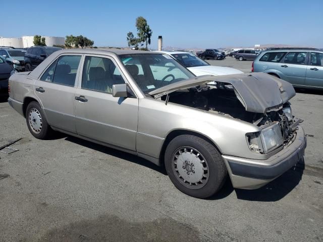 1992 Mercedes-Benz 300 E 2.6