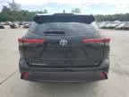 2022 Toyota Highlander L