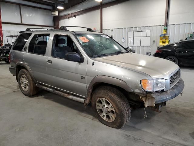 1999 Nissan Pathfinder LE