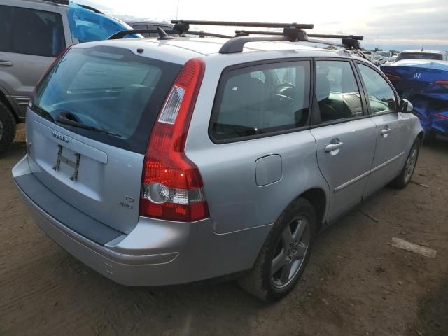 2005 Volvo V50 T5