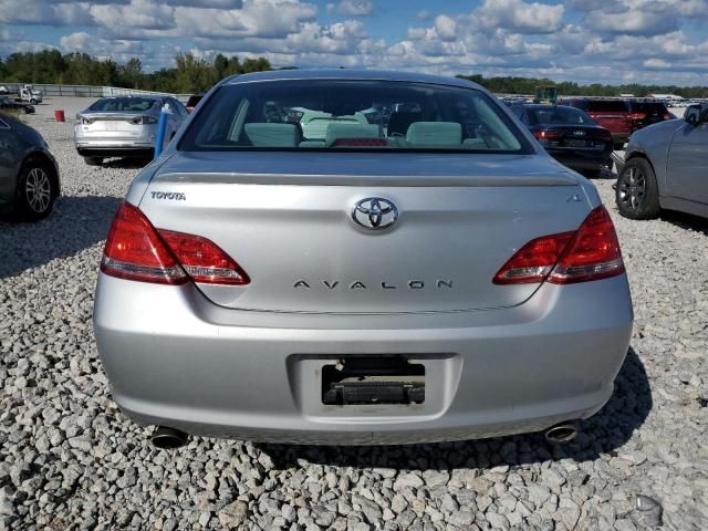 2005 Toyota Avalon XL