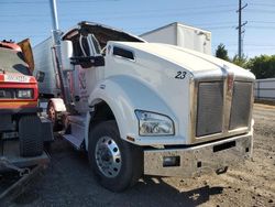 Salvage trucks for sale at Eugene, OR auction: 2020 Kenworth Construction T880