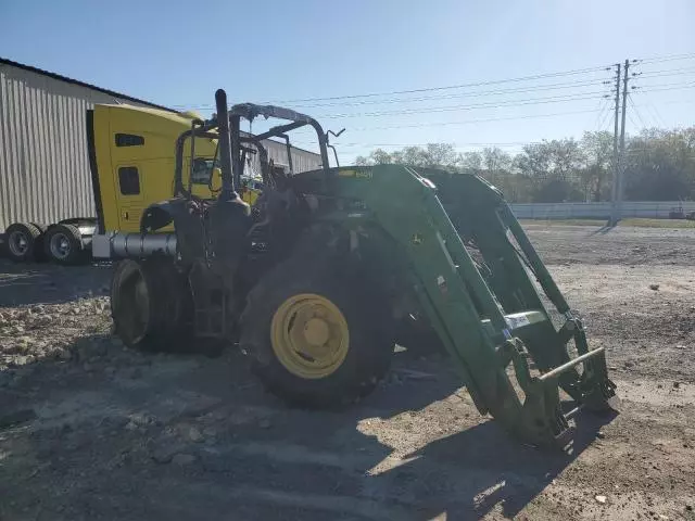 2016 John Deere 6130M