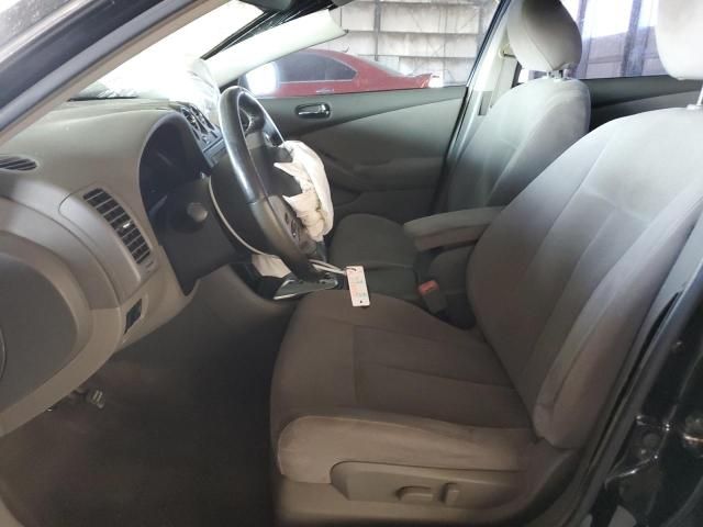 2010 Nissan Altima Base