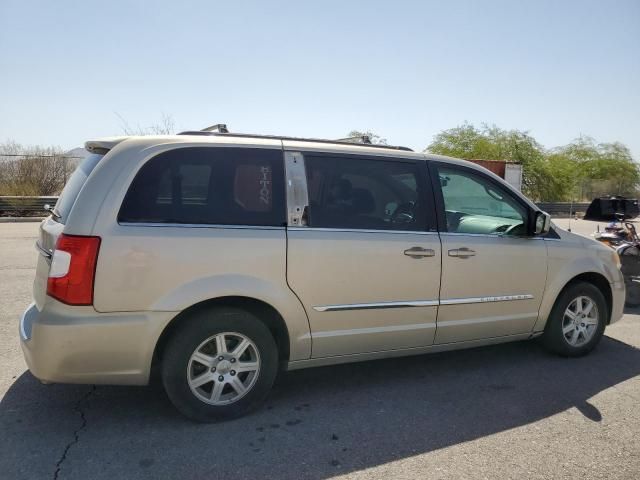 2012 Chrysler Town & Country Touring