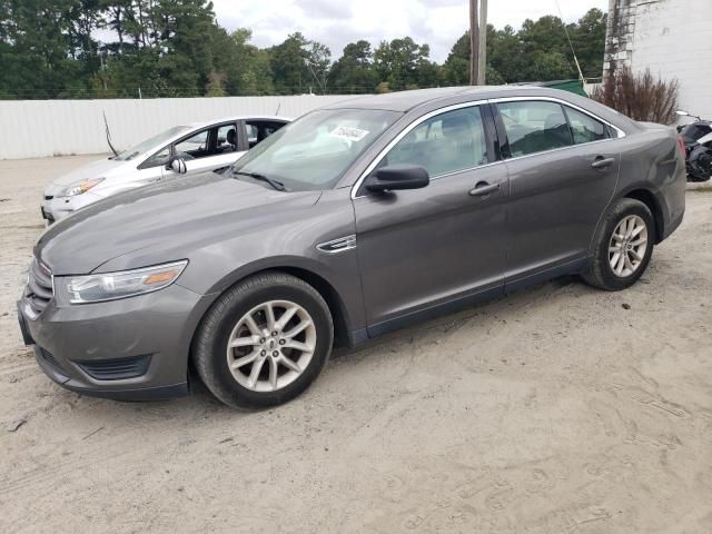 2014 Ford Taurus SE