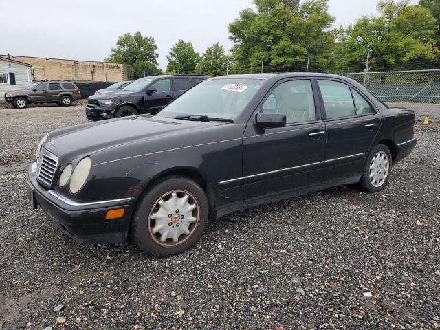 1999 Mercedes-Benz E 320