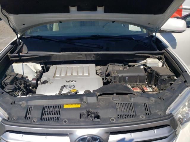 2011 Toyota Highlander Base