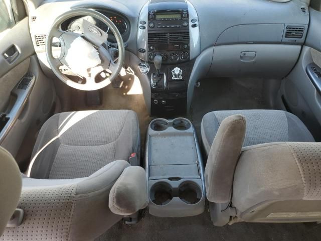 2008 Toyota Sienna CE