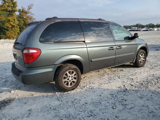 2004 Chrysler Town & Country LX