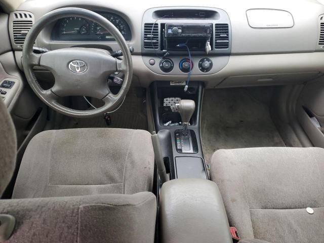 2004 Toyota Camry LE