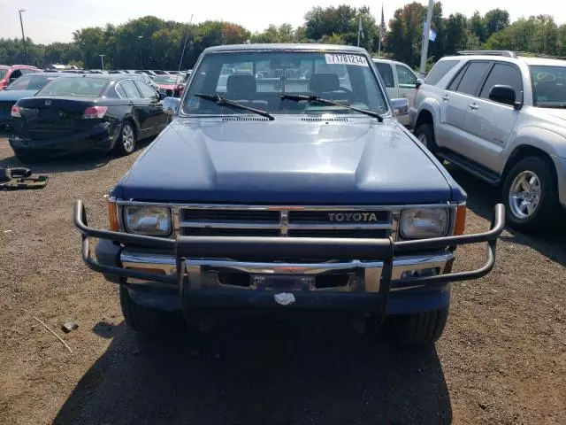 1987 Toyota Pickup RN64 DLX