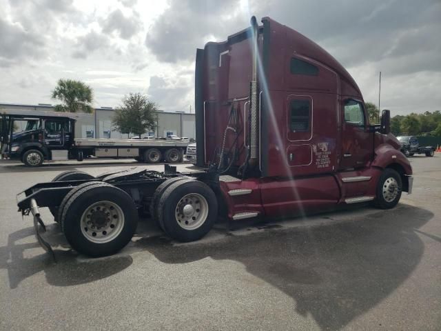 2016 Kenworth Construction T680