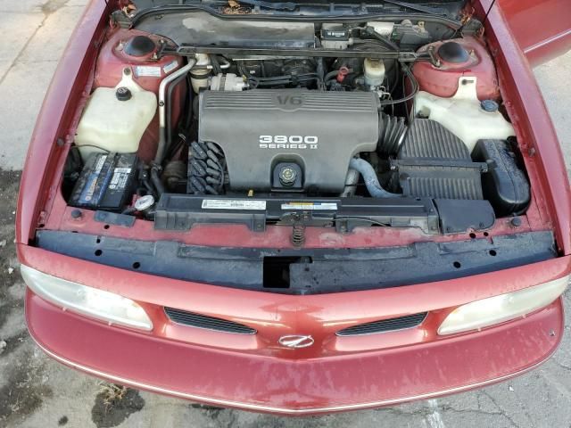 1999 Oldsmobile 88 Base