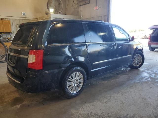 2013 Chrysler Town & Country Limited