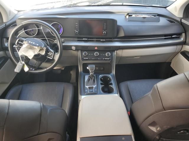 2023 KIA Carnival LX