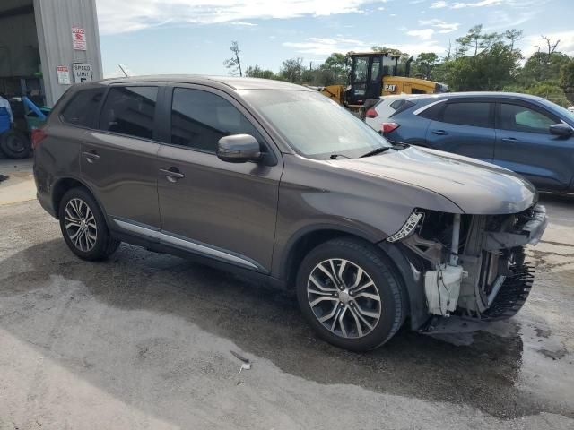 2016 Mitsubishi Outlander SE