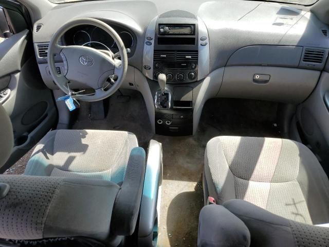 2008 Toyota Sienna CE