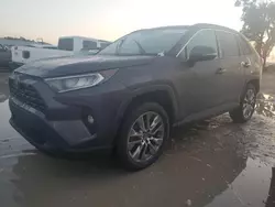 Carros dañados por inundaciones a la venta en subasta: 2020 Toyota Rav4 XLE Premium