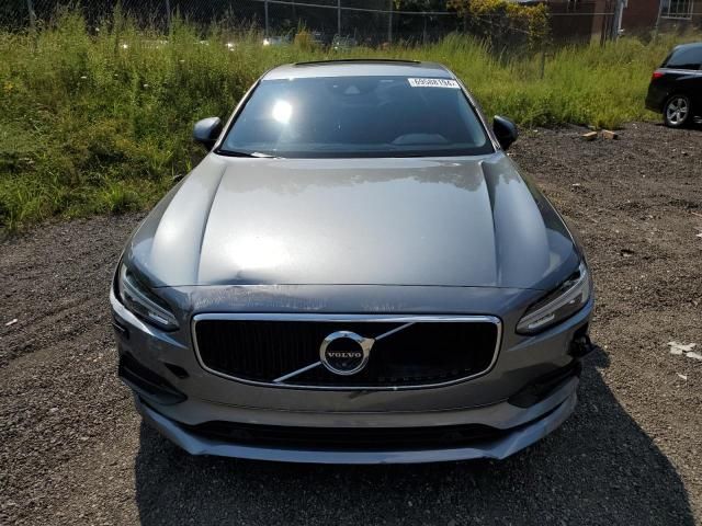 2017 Volvo S90 T6 Momentum