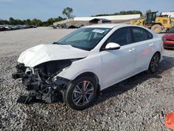 Carros salvage sin ofertas aún a la venta en subasta: 2024 KIA Forte LX