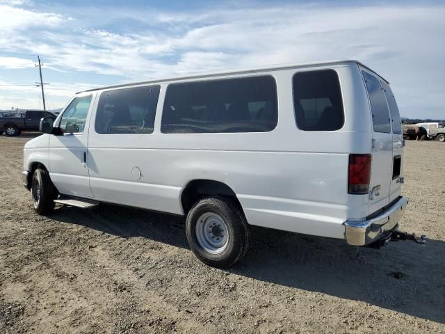 2012 Ford Econoline E350 Super Duty Wagon