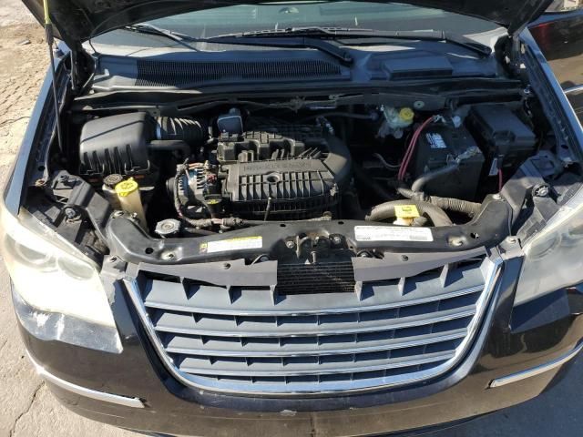 2010 Chrysler Town & Country Limited