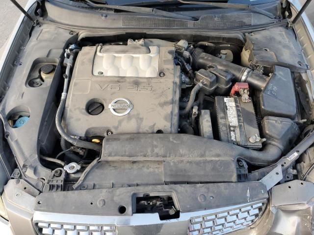 2004 Nissan Maxima SE