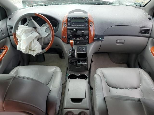 2007 Toyota Sienna XLE