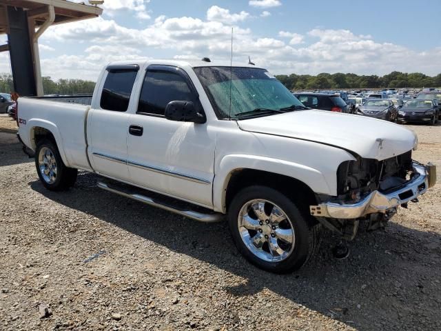 2005 GMC New Sierra K1500