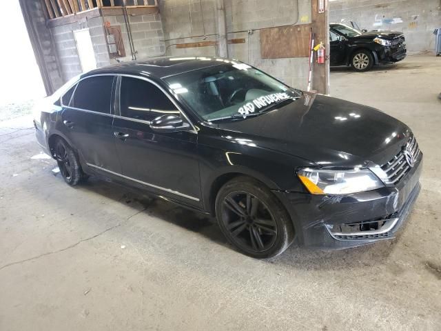 2012 Volkswagen Passat SEL