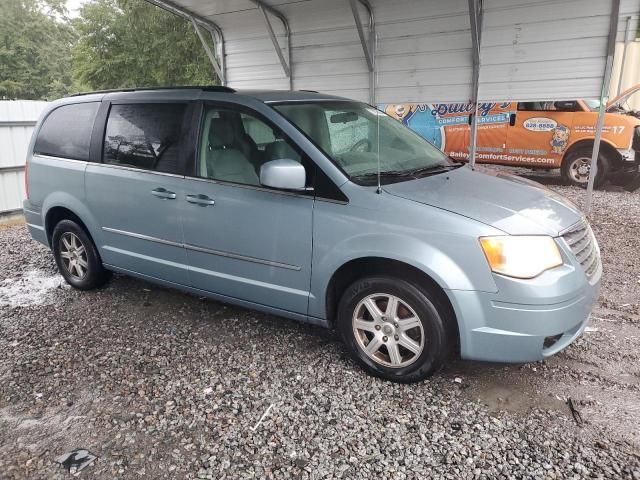 2010 Chrysler Town & Country Touring